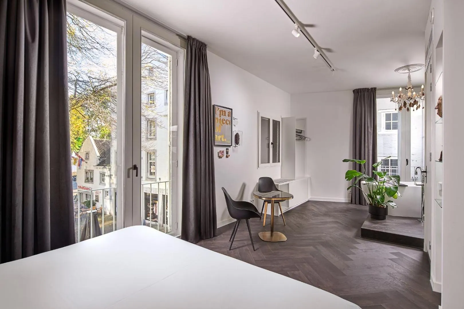 Boutique Hotel Darq Maastricht 0*,  Nederland